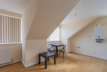 1 bed house, Newport Road, Roath, Cardiff, CF241AH - Image 3